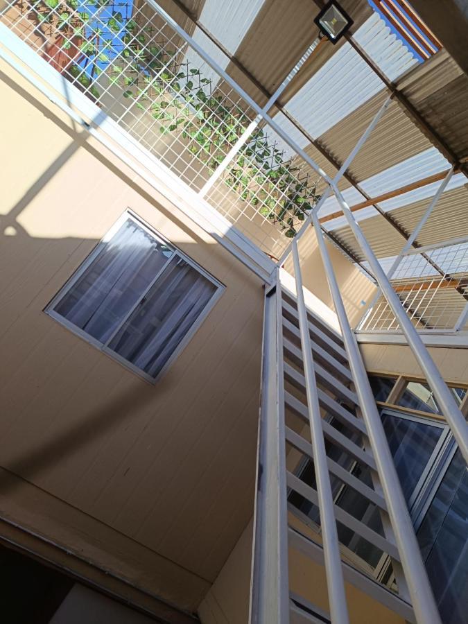 Hostal Ollague, Habitaciones Con Bano Privado Calama Exterior photo
