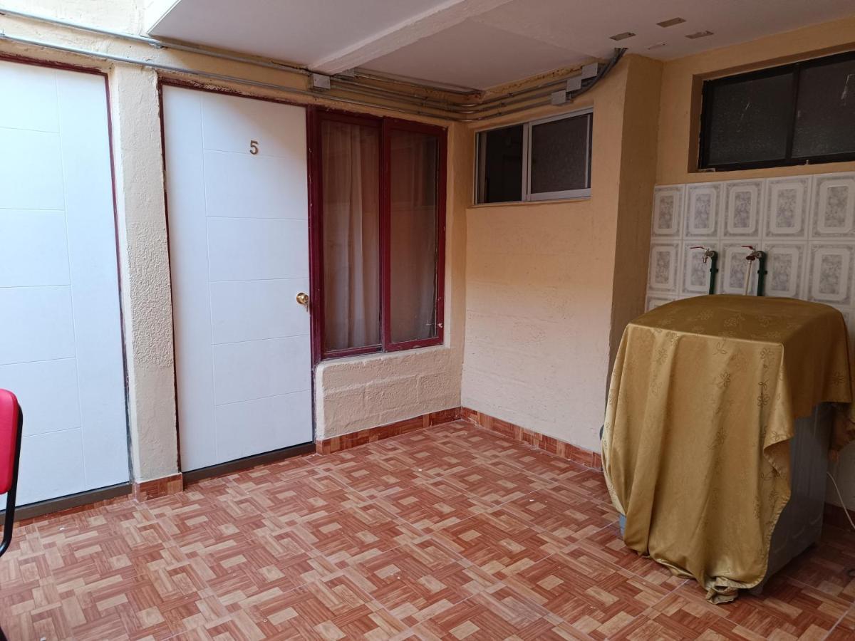 Hostal Ollague, Habitaciones Con Bano Privado Calama Exterior photo
